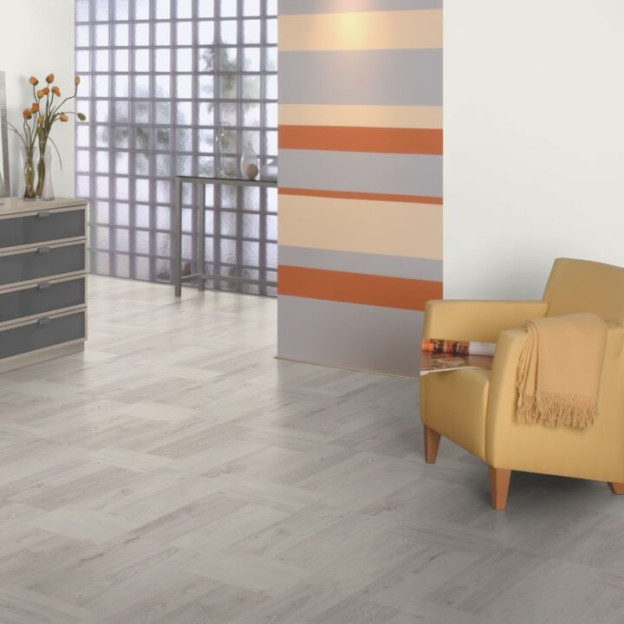 Ламинат Egger - EPL057 (235534) - Дуб Клифтон белый Ламинат Egger - EPL057 (235534) - Дуб Клифтон белый